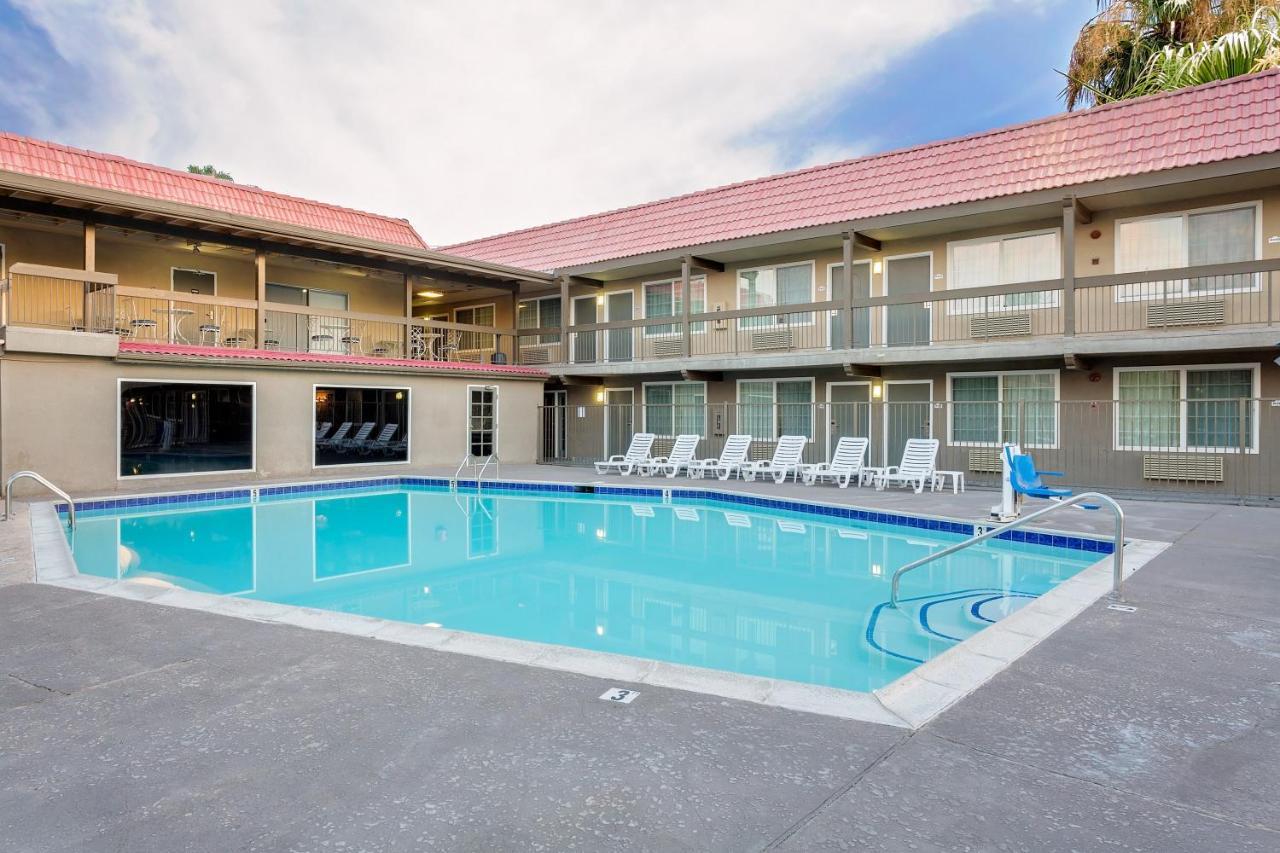 Travelodge By Wyndham El Centro Exterior photo